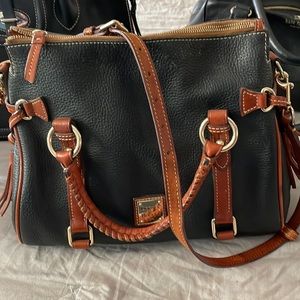 Four Dooney and Bourke one Kate spade selling as a bundle